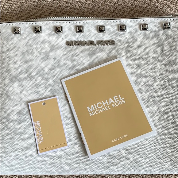 Michael Kors Leather XL Zip Clutch Wristlet White - Picture 6 of 15